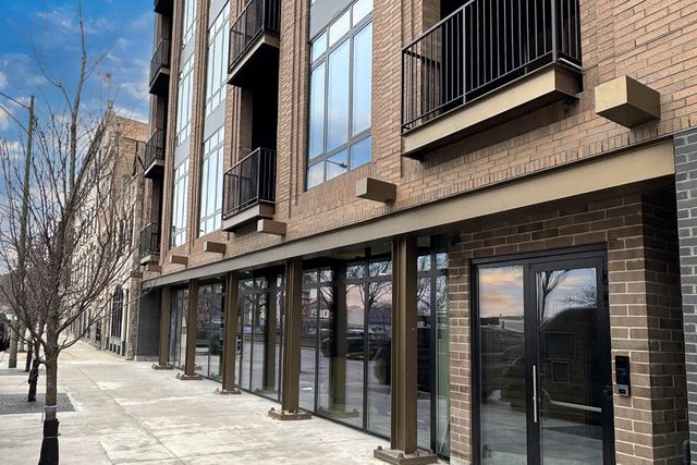 1257 N ASHLAND Avenue 204, Chicago, IL 60622