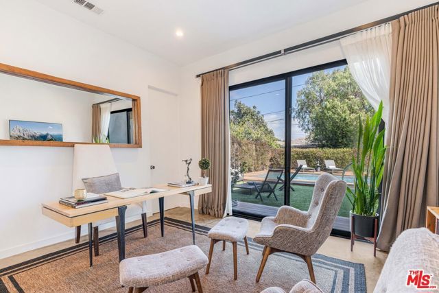 1724 Pine Street, Santa Monica, CA 90405