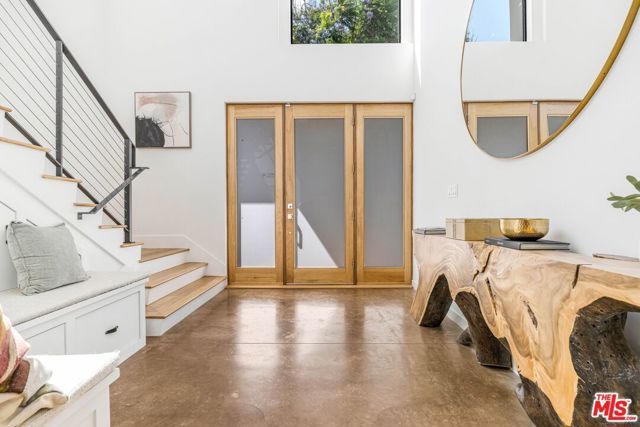 1724 Pine Street, Santa Monica, CA 90405