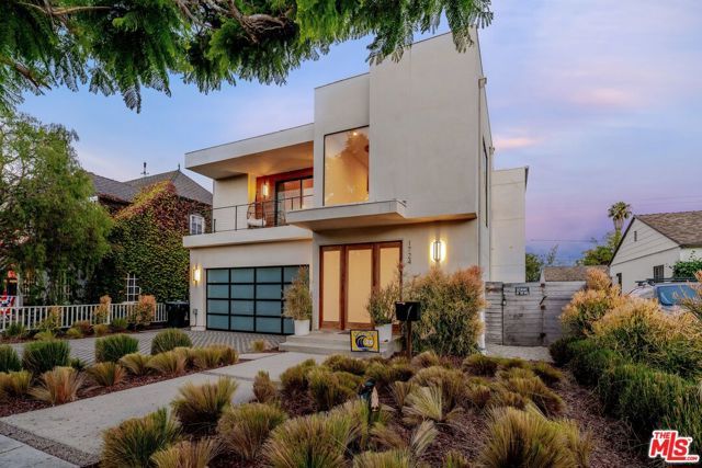 1724 Pine Street, Santa Monica, CA 90405