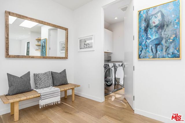 1724 Pine Street, Santa Monica, CA 90405