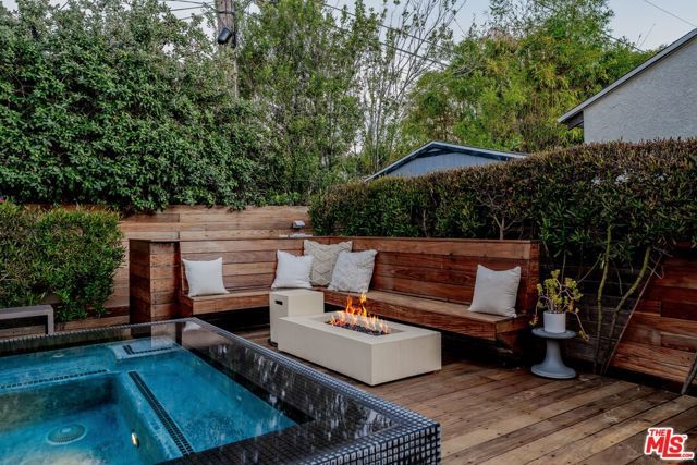 1724 Pine Street, Santa Monica, CA 90405