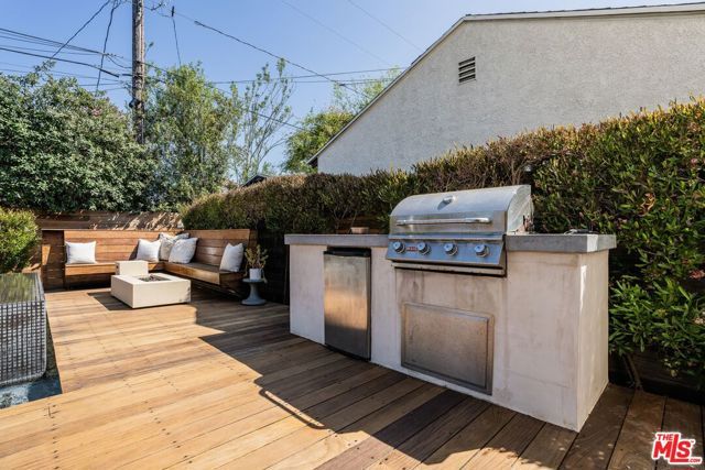 1724 Pine Street, Santa Monica, CA 90405