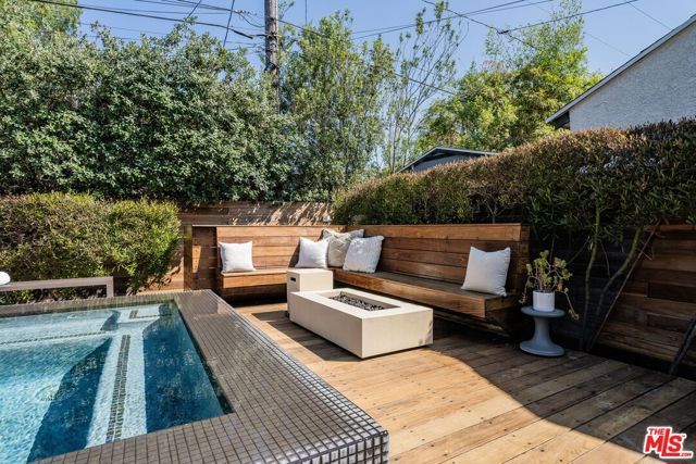1724 Pine Street, Santa Monica, CA 90405