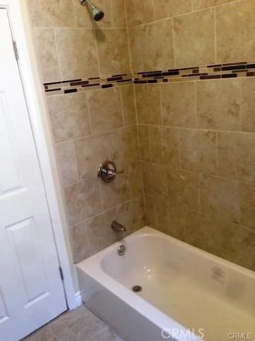 1519 W 29th, Los Angeles, CA 90007