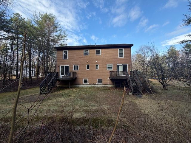 264 Federal St 264, Montague, MA 01351