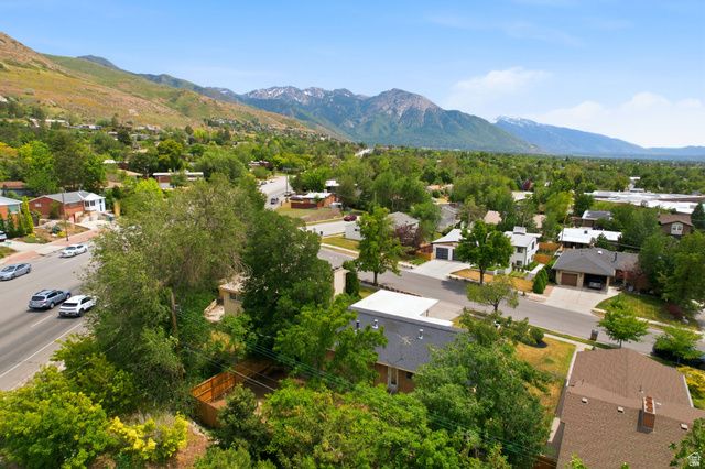 2473 E BLAINE AVE, Salt Lake City, UT 84108