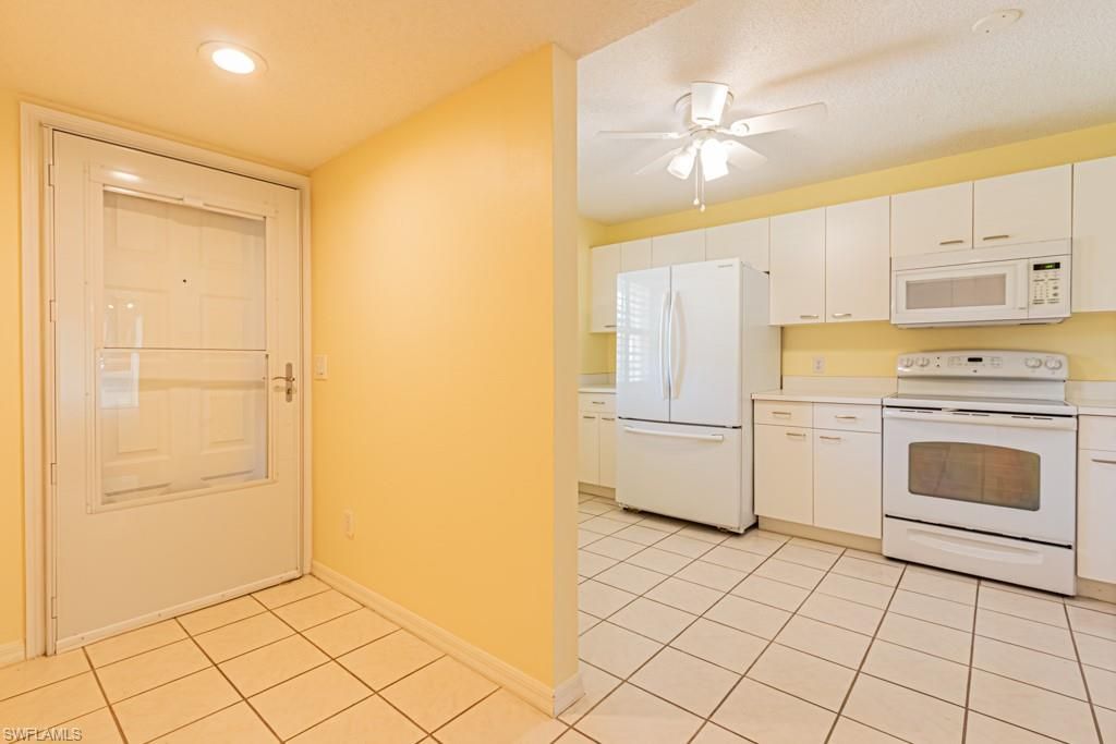 7768 Jewel LN 102, NAPLES, FL 34109 — photo 5
