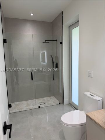 6013 N Gene Ave, Lehigh Acres, FL 33971