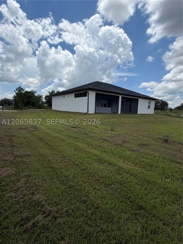 6013 N Gene Ave, Lehigh Acres, FL 33971
