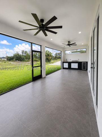 6013 N Gene Ave, Lehigh Acres, FL 33971
