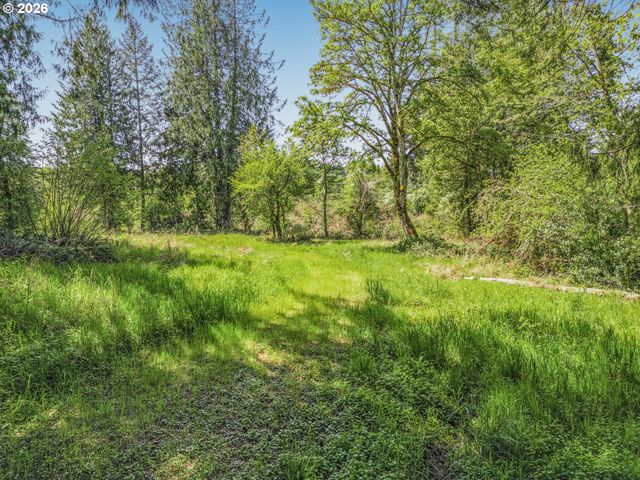 15684 THAYER Rd, Oregon City, OR 97045
