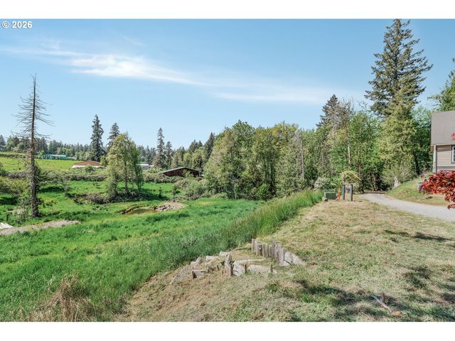 15684 THAYER Rd, Oregon City, OR 97045