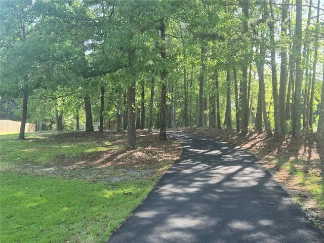 1480 Azalea Drive, Lawrenceville, GA 30043