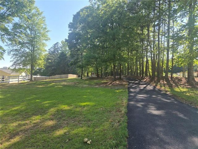 1480 Azalea Drive, Lawrenceville, GA 30043