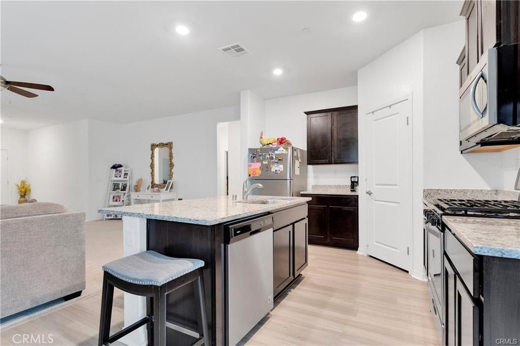 Image 10 of property listing at 16811 Desert Star Street, Victorville, CA 92394