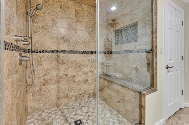 83 Manitou Trail, Kings Park, NY 11754