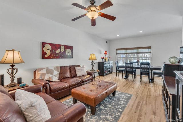 83 Manitou Trail, Kings Park, NY 11754