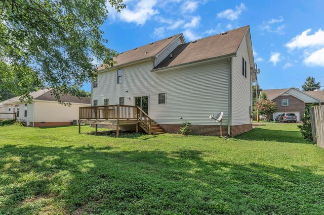 109 Edgeview Ct, Hendersonville, TN 37075