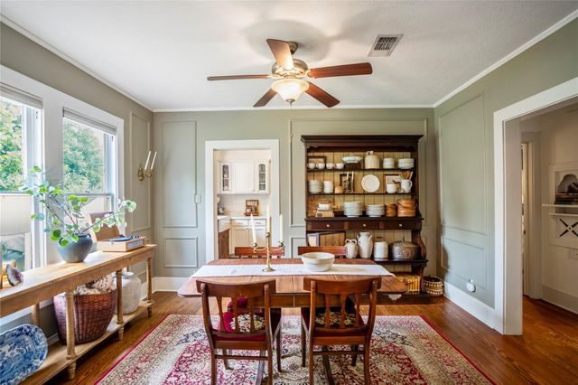 907 Clinton Street, Brenham, TX 77833