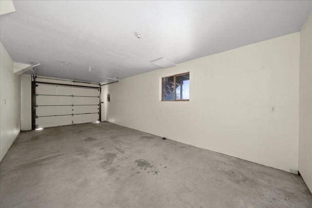 5919 E Grouse Rd, Chattaroy, WA 99003