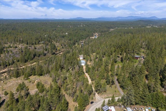 5919 E Grouse Rd, Chattaroy, WA 99003