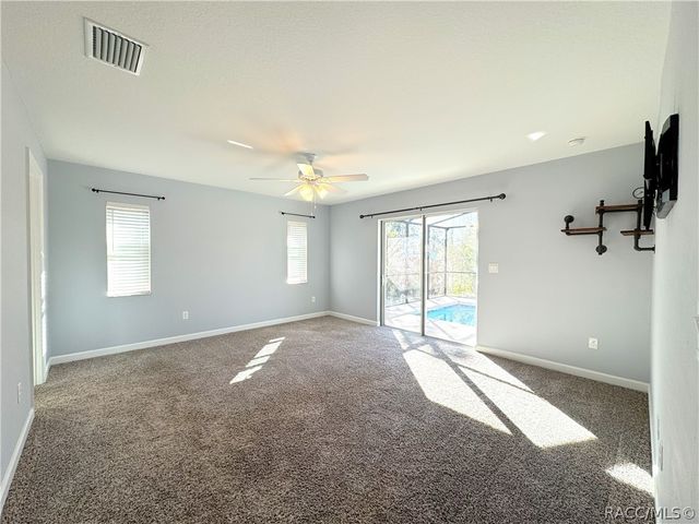 3940 W Penton Place, Citrus Springs, FL 34433