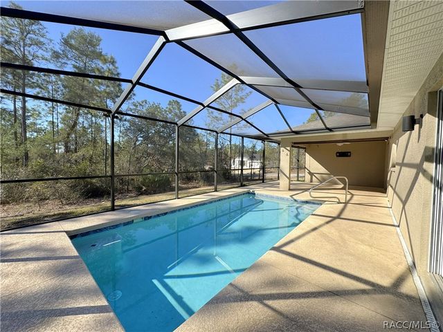 3940 W Penton Place, Citrus Springs, FL 34433