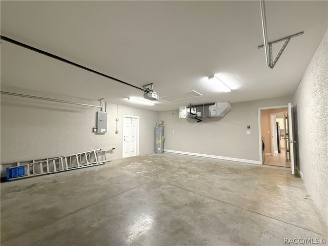 3940 W Penton Place, Citrus Springs, FL 34433