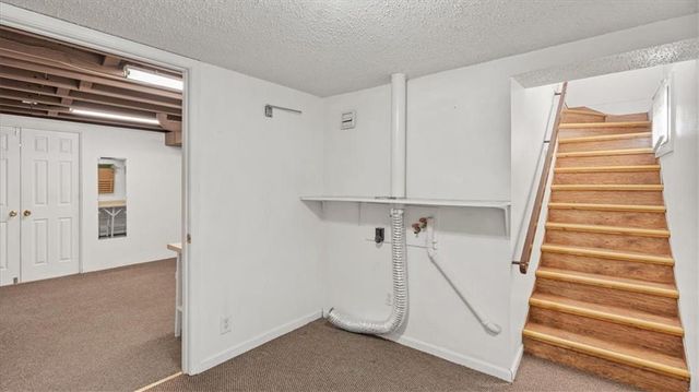 2103 N York Road, Independence, MO 64058