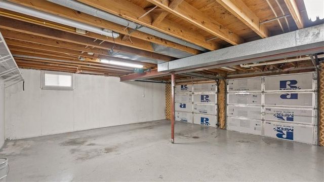 2103 N York Road, Independence, MO 64058