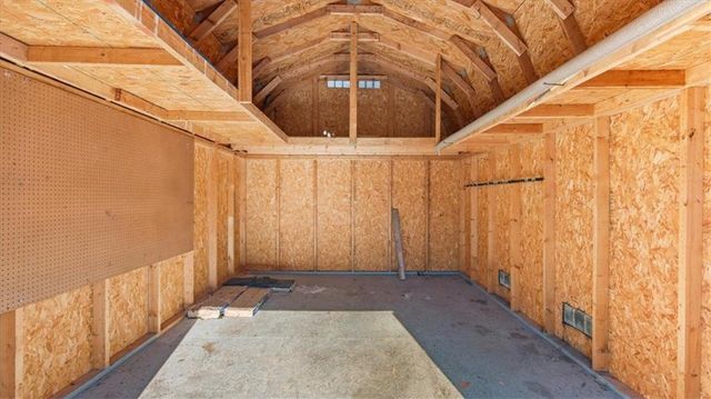 2103 N York Road, Independence, MO 64058