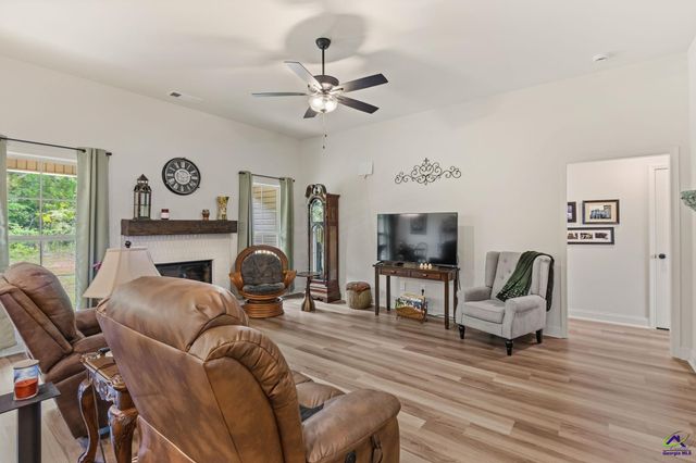 248 Overton Drive, Perry, GA 31069