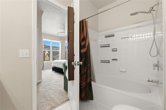 18939 E Warren Circle E302, Aurora, CO 80013