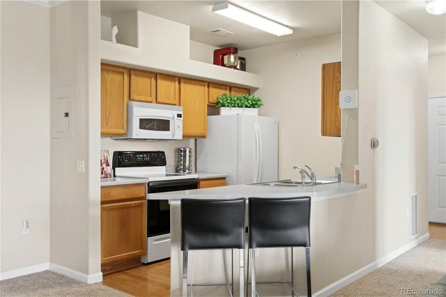 18939 E Warren Circle E302, Aurora, CO 80013