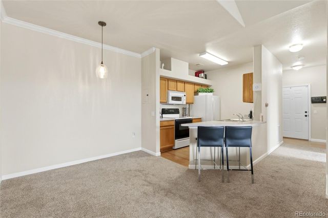 18939 E Warren Circle E302, Aurora, CO 80013