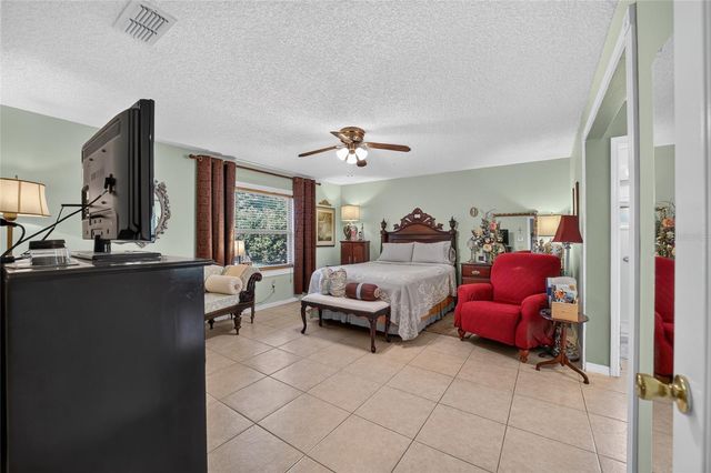 494 MARION OAKS MANOR, Ocala, FL 34473