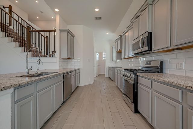 5010 Slate Port Court, Rosenberg, TX 77469