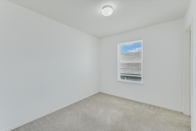 220 Nettletree DR, Buda, TX 78610