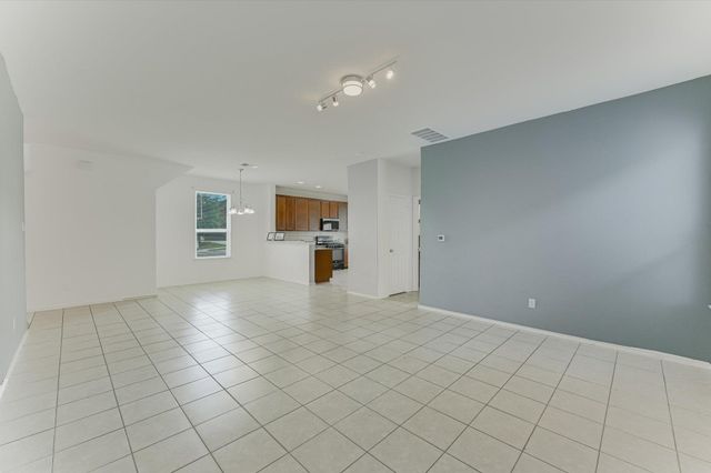 220 Nettletree DR, Buda, TX 78610