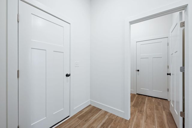713 E Elmwood St, Park City, KS 67147