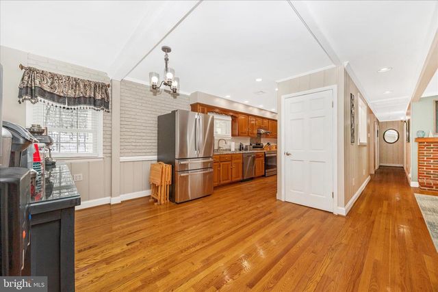 1676 MONUMENT RD, Middletown, MD 21769