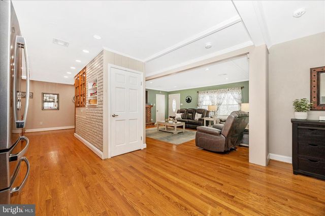 1676 MONUMENT RD, Middletown, MD 21769