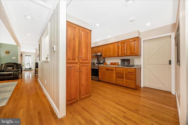 1676 MONUMENT RD, Middletown, MD 21769