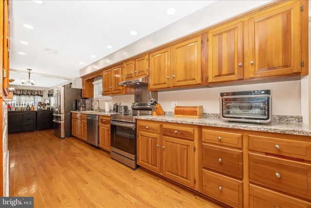 1676 MONUMENT RD, Middletown, MD 21769