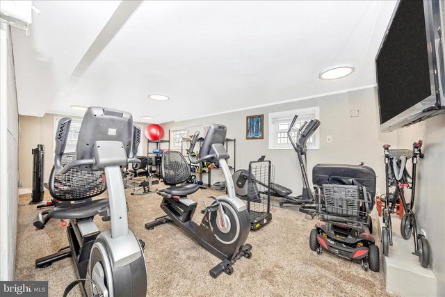 1676 MONUMENT RD, Middletown, MD 21769