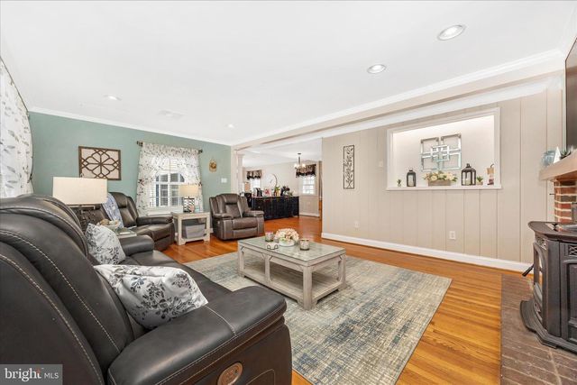 1676 MONUMENT RD, Middletown, MD 21769