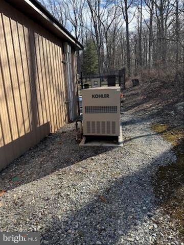 1676 MONUMENT RD, Middletown, MD 21769