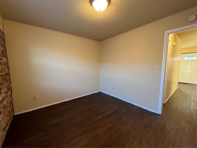 400 Campbell Drive D, Springdale, AR 72762