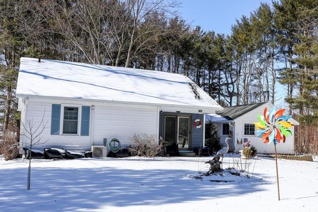 N6306 POND STREET, Manawa, WI 54949